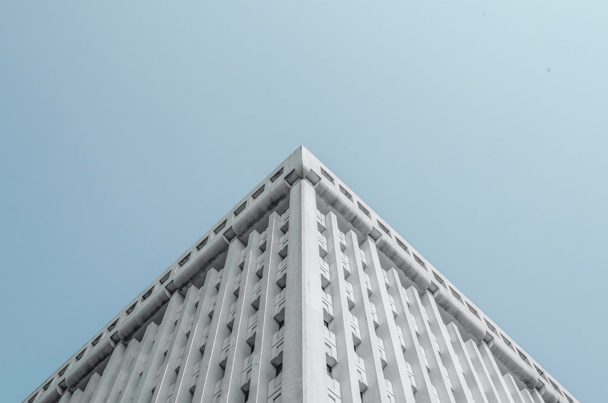 b体育-创造历史！高亭宇摘得中国冬奥首枚男子速滑金牌